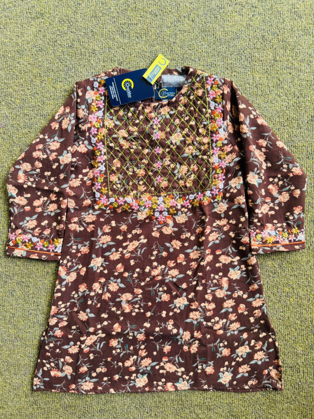 Cotrie Kurti with Neck Embroidery