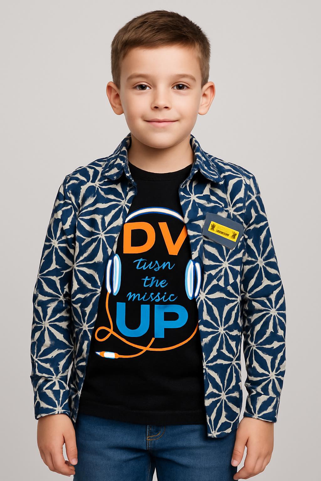 Printed Casual Shirt I Black Tee